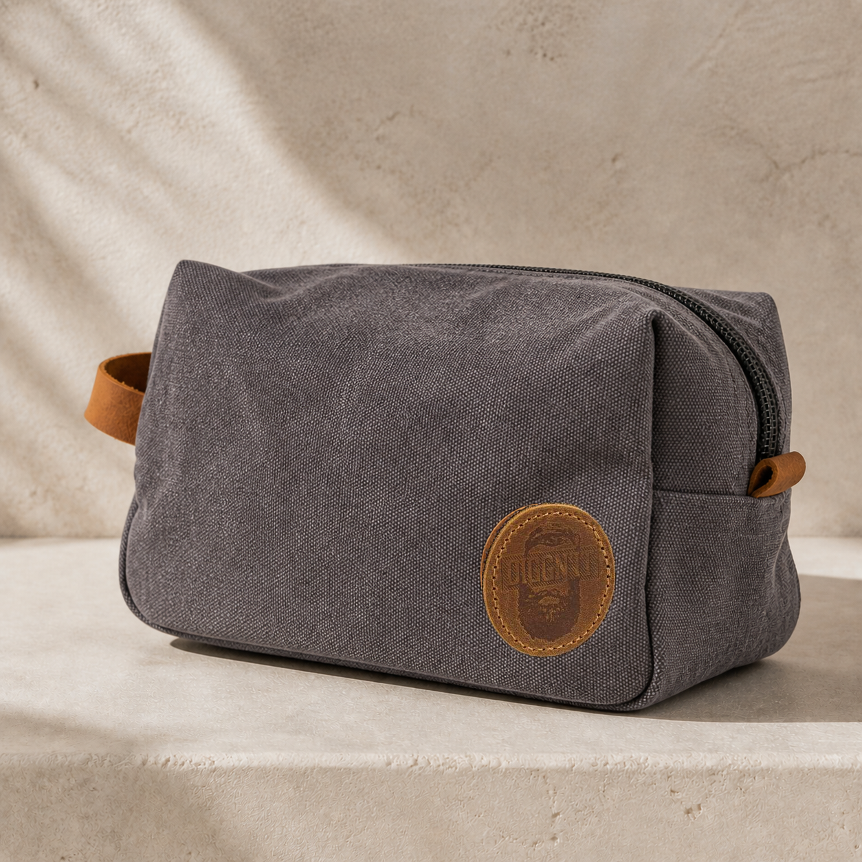 Diggn'It Men's Travel Bag in Canvas Grey on warm mineral plaster